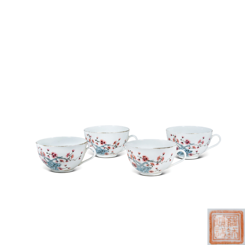民国粉彩梅花纹把杯一组四件 - 图1